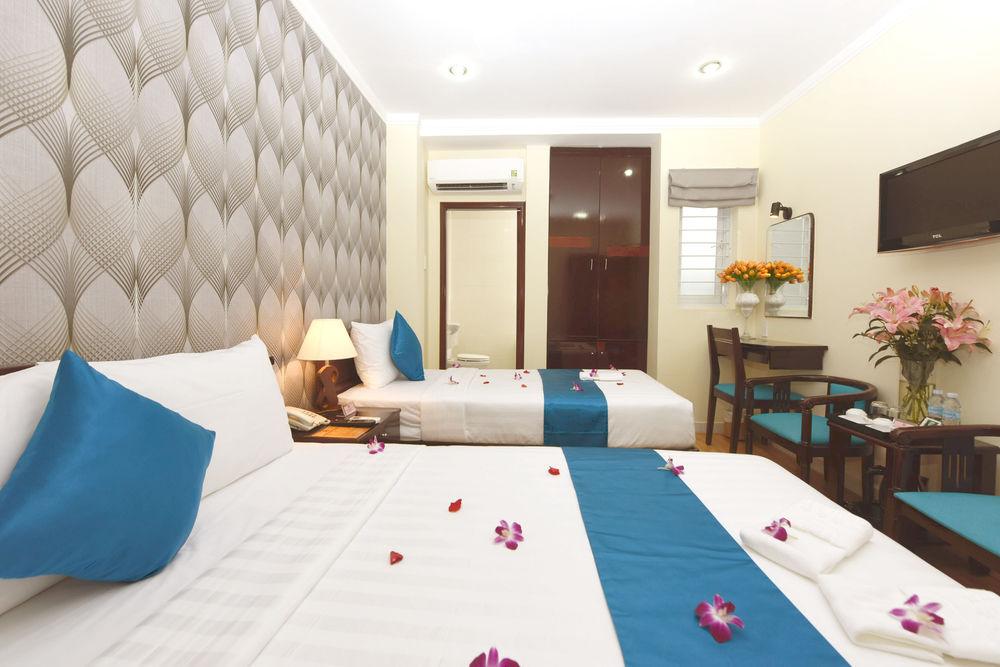 Ruby Saigon Hotel - Le Thanh Ton Хошимин Екстериор снимка