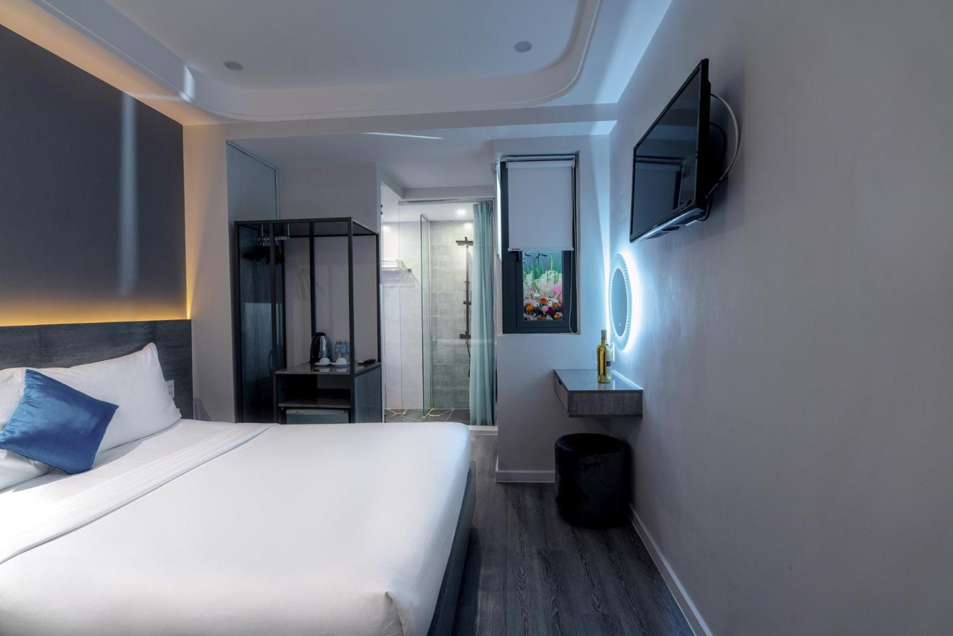 Ruby Saigon Hotel - Le Thanh Ton Хошимин Екстериор снимка
