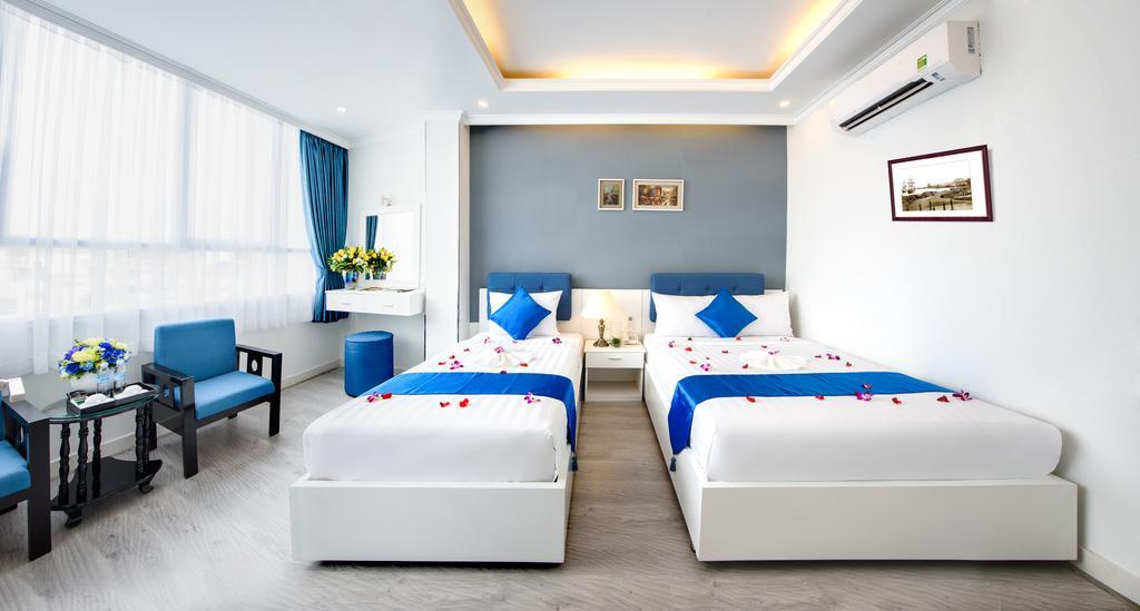 Ruby Saigon Hotel - Le Thanh Ton Хошимин Екстериор снимка