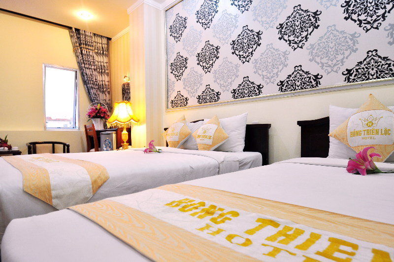 Ruby Saigon Hotel - Le Thanh Ton Хошимин Екстериор снимка
