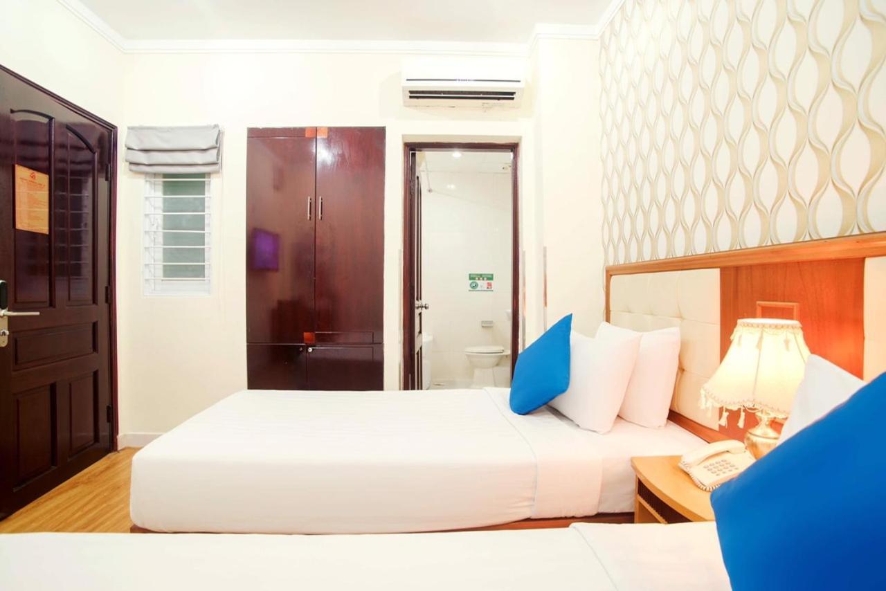Ruby Saigon Hotel - Le Thanh Ton Хошимин Екстериор снимка