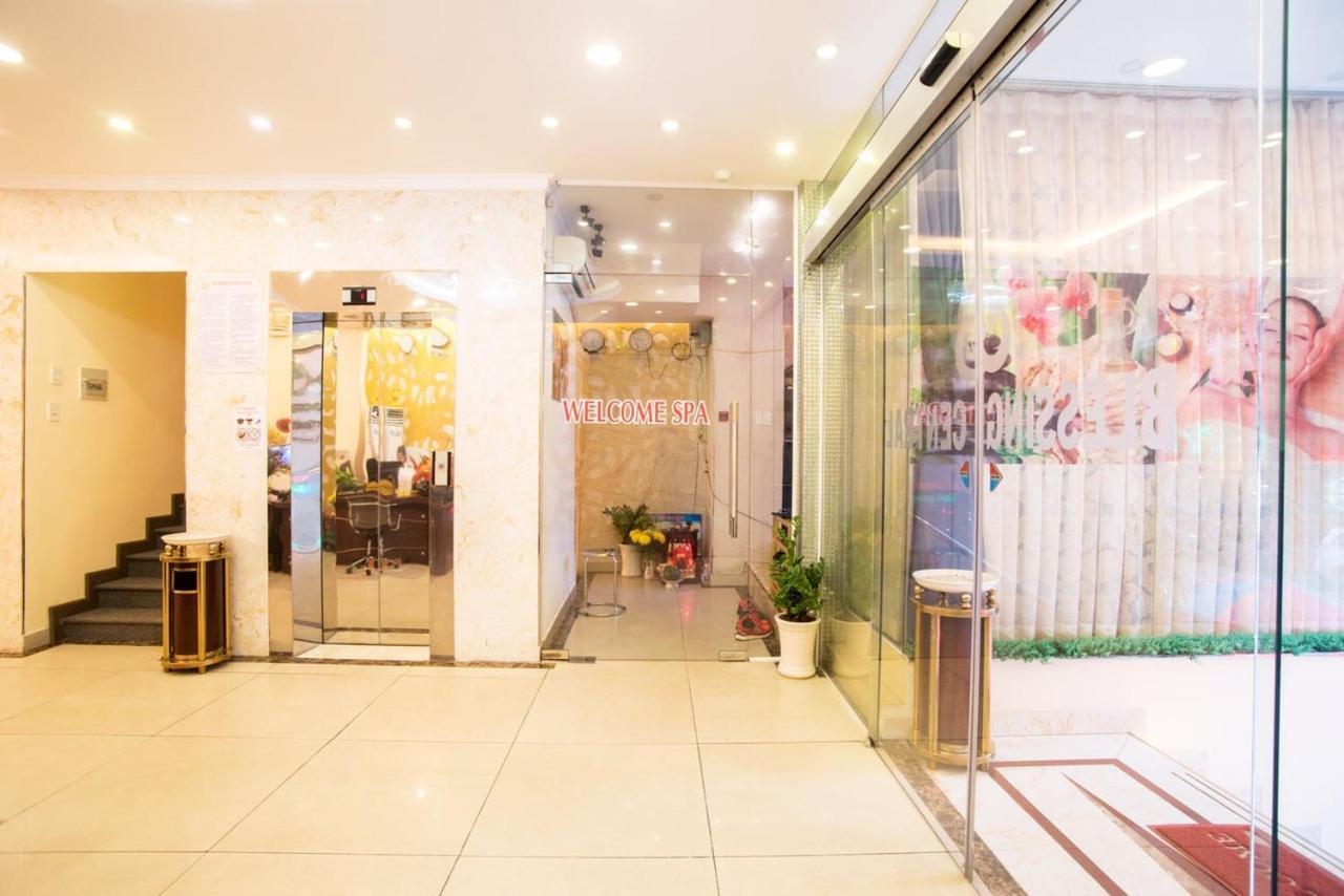 Ruby Saigon Hotel - Le Thanh Ton Хошимин Екстериор снимка